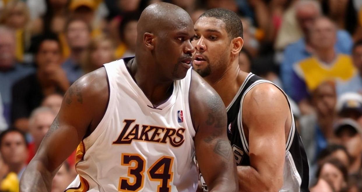 杨晨对话施拉普纳：中国球员不该只为钱踢球，留洋从乙级开始（杨晨与施拉普纳谈中国球员：别只为钱踢球，留洋应从乙级起步）