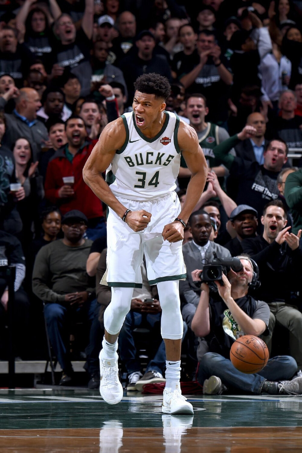 那年因为河北华夏幸福，我一头扎进了懂球帝的球迷圈...（那一年，河北华夏幸福把我带进了懂球帝的球迷圈）