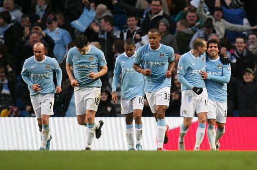 湖记发文：詹姆斯本可以延续纪录，但他做了正确选择赢得比赛（湖人记者：詹姆斯本可续写纪录，却选择正确决策助队赢球）