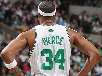 阿斯：皇马球员团结一致支持阿隆索，他们也知道自己态度不足（阿斯：皇马更衣室一致力挺阿隆索，并承认自身态度不够到位）