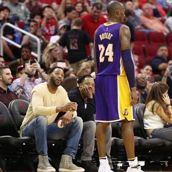 北青：国安球迷赛后齐唱《再见》，张源和王子铭都流下了泪水（北青：赛后国安球迷合唱《再见》，张源与王子铭动情落泪）