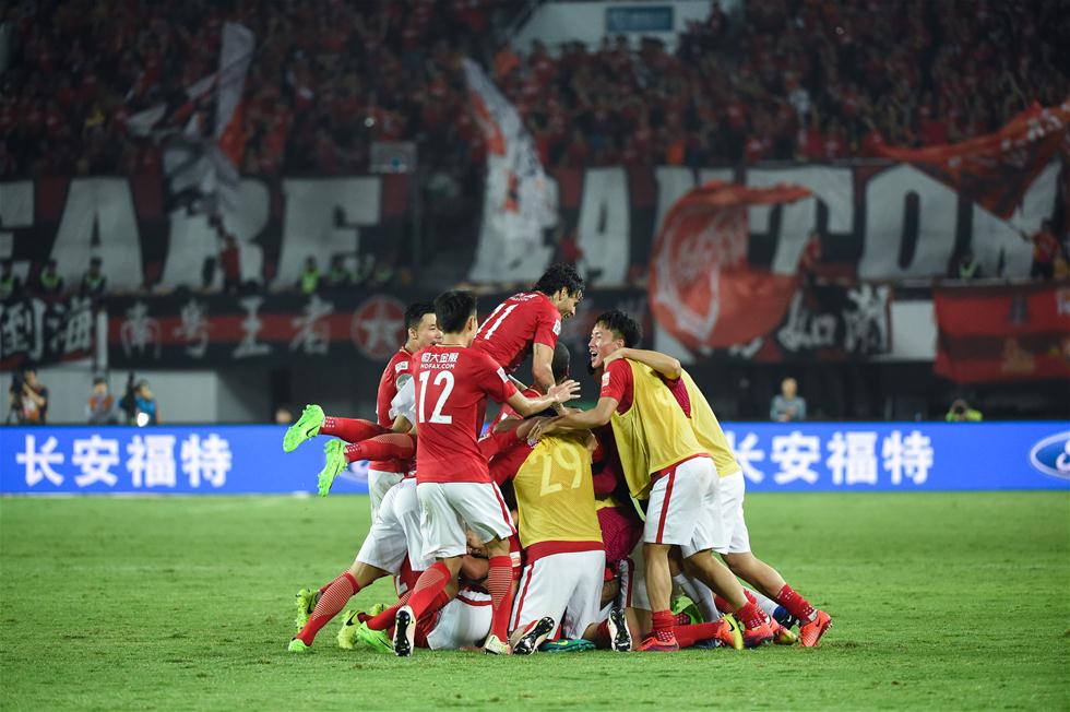 布斯克茨：职业生涯的终点越来越近，我想再多踢两场比赛（布斯克茨：生涯尾声将近，我还想再踢两场）