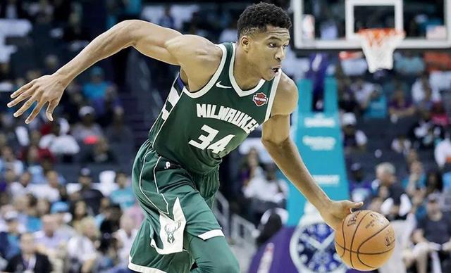 世体：拉什福德提升巴萨角球转化效率，但直接任意球仍需努力（世体：拉什福德助巴萨角球效率上扬，直接任意球仍有提升空间）