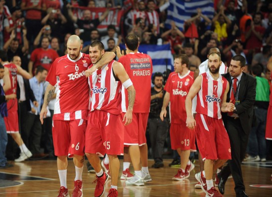 因马来西亚违规归化被禁赛，记者：卡利美洲考虑解约霍尔加多（记者称霍尔加多因涉马来西亚违规归化遭禁赛，卡利美洲正考虑与其解约）