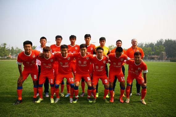 孔帕尼：我们已经给迪亚斯放假了，这样他能在精神上完全恢复（孔帕尼：已给迪亚斯放假，助其精神彻底恢复）