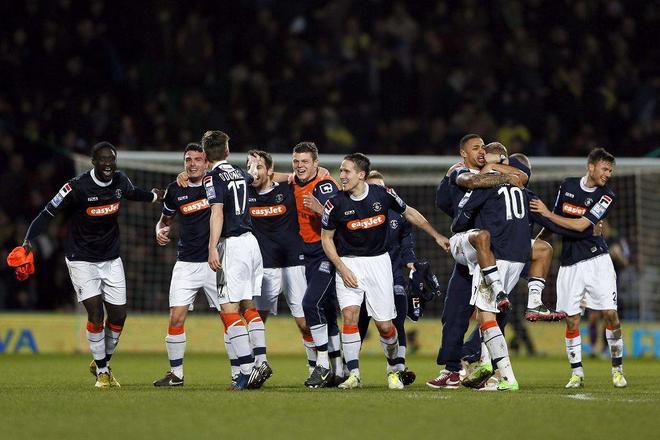 里程碑！亚历山大生涯总得分突破12000分大关（亚历山大生涯得分破12000，书写新里程碑）